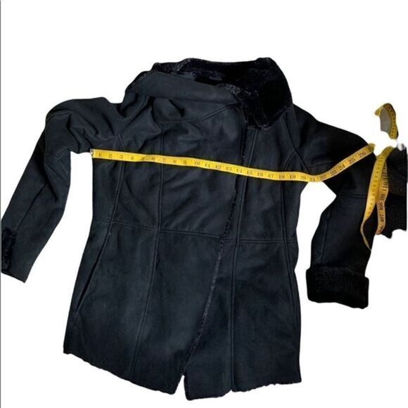 Dress Barn Black faux Shearling coat drape front 🖤 WARM size medium beautiful! - Picture 11 of 13